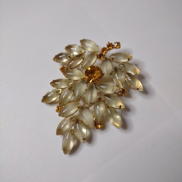 Very Pretty Large Leaves Brooch - Picture 1 of 11